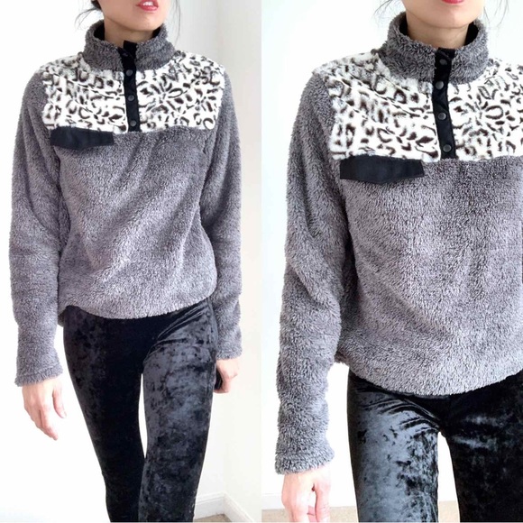 Warm Sherpa Teddy Fleece Pullover Sweater | Gray & Leopard Print - Picture 16 of 16